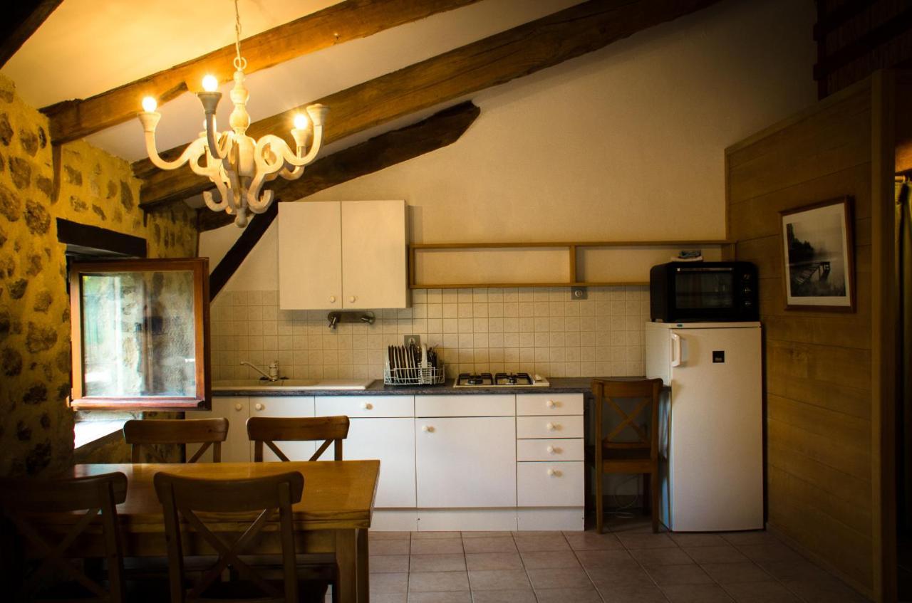 Le Petit Rias Gite Soleil Saint Maurice en Chalencon Kültér fotó