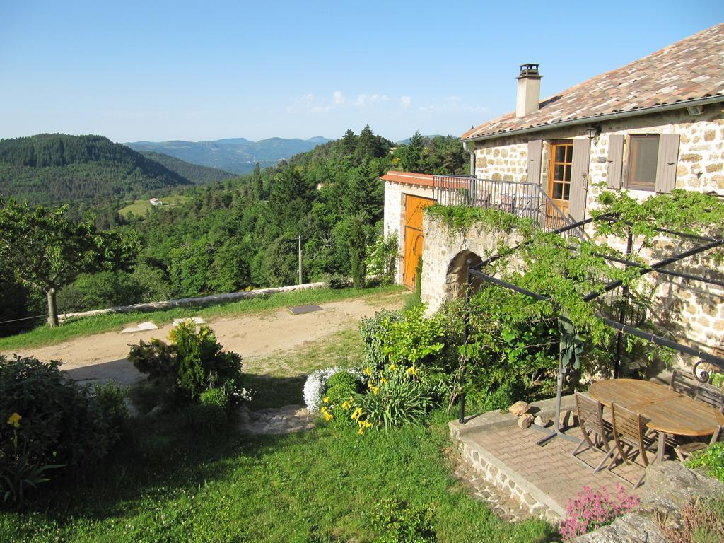 Le Petit Rias Gite Soleil Saint Maurice en Chalencon Kültér fotó