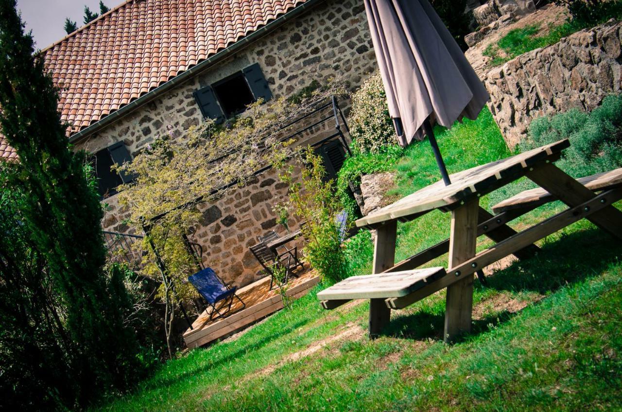 Le Petit Rias Gite Soleil Saint Maurice en Chalencon Kültér fotó